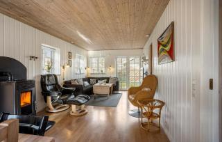 Cozy Home In Otterup With Sauna - 8