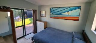 Raglan house close to the waves - 2