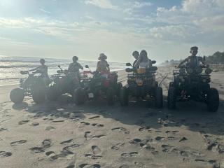 Lush and Lake Campbeach Resort - 3