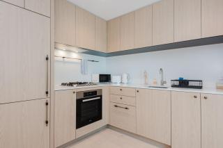 Elevated Living in Melbourne 2B2B TF1707 - 3