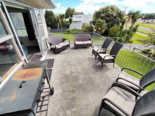 Waitangi Beach House - 1