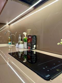 Luxury river view studio apartment 34th floor - 6