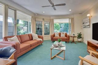 Picket Fence Cottage - Steps from Adelaide Oval -  - 4