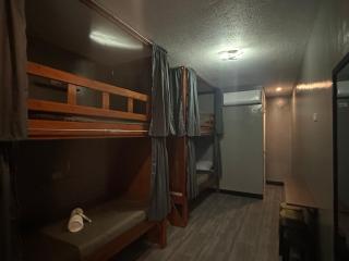 Balay Gamay Hostel Premium Deluxe Suite - 5