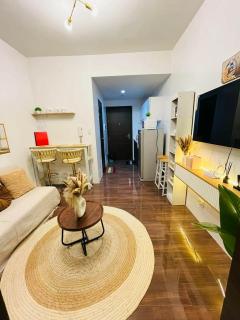 Hiraya Staycation, Air Residences, Makati - 1