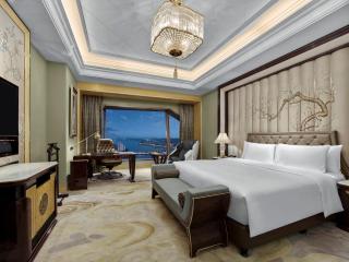 Wanda Reign Wuhan - 8