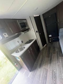 Sleepyheadz Campers and Tents LLC - 9