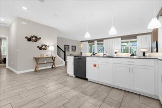 9 Bedrooms 5 Bathrooms Storey Lake 4559 NL - 5