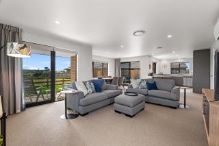 Riverside Retreat - Waipu Holiday Home - 7