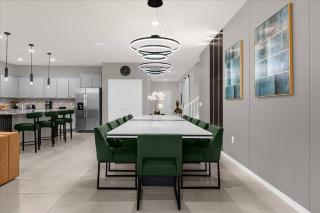 10 Bedrooms 8 Bathrooms Windsor Island 3048 MD - 3