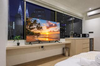 KAĨTE Suites at Wisma Cosway Sky Bridge to Pavilion KL - 7