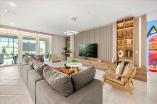 10 BD 8 BA Windsor Cay 16244 SM - 8