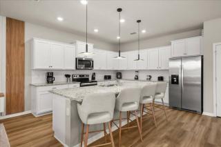 10 BD 8 BA Windsor Cay 15945 CC - 3
