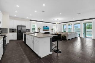 9 BD 6.5 BA Solara Resort 1580 NP - 4