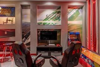 9 BD 6.5 BA Solara Resort 1580 NP - 1
