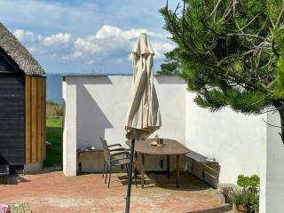 Renovated House With Panoramic Fjord View - 8