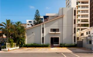 Centrally located Charming Suite - 4