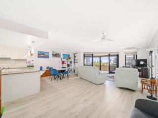 Spinnaker on Rock - 7