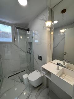 Vacation unit in villa with heated pool and sauna יחידת נופש בוילה עם בריכה מחוממת - 4