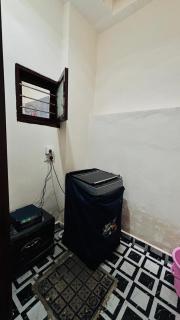 Modern 1BHK flat with AC WiFi Kitchen in Kharar - 5