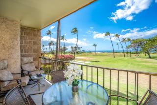 Kauhale Makai #211 Oceanfront, Pool, Hot tub, A/C, Wi-Fi, Stunning Sunsets - 5