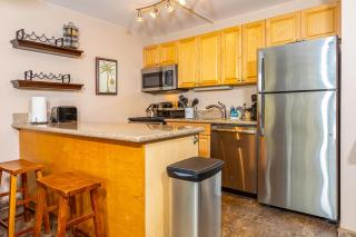 Kihei Kai Nani #2-210 Across From Kamaole Beach II Great Rates, A/C, Wifi - 3