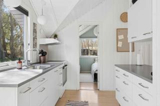 Lovely Cottage Close To A Beautiful Beach - 5