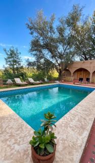 Ouberge 'loassis house - 1