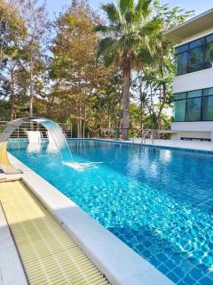 Khaoyai Valley 2 - 2