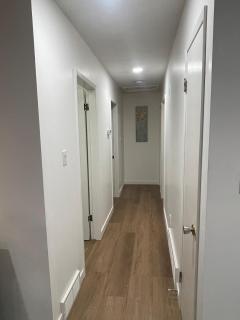 Westend Cozy Stay WEM 7 mins, DT-Rogers 15 mins - 3