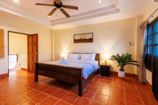 Beach House Hua Hin - Pool - 200m to Beach - Khao Takiab - 1