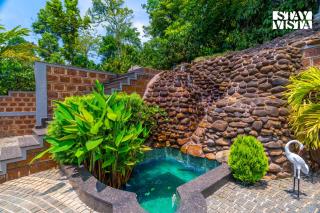 The Haven Grandeur - Luxury Villa in Coorg with Breakfast - 1