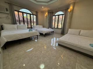 Near SMX 25 Guest Home 4BR 4CR Game Rm Staff Rm - 1