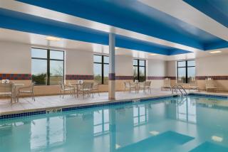 Hampton Inn and Suites - Lincoln Northeast - 5