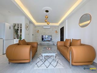 Chic apart with parking and balcony - 0