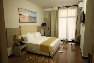 Tateno Royal Hotel - 4