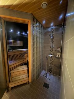 Santas Riverside Apartment 2 - 3