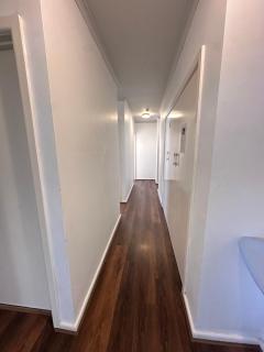 Cozy Queen Room close to Station and Shops - BM5 - 5