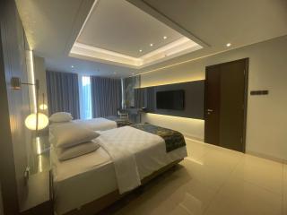 Louis Kienne Suites Cikarang - 9