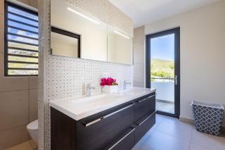 Coral Estate Ocean View Apartments - 1