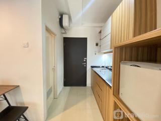 Artsy Private Studio Room at Grand Asia Afrika Bandung Apartment By Travelio - 0