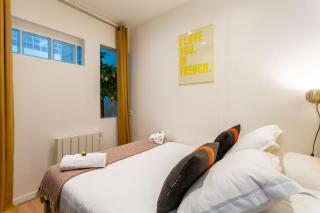 Canal Loft 3 Bedrooms in Central Paris - 1