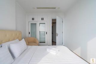 Imperial Skyline Apartment - Vinhomes Central Park - 1