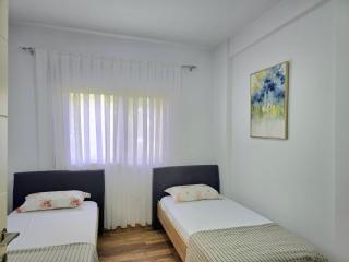 Ground Floor Holiday Home 142 - 4