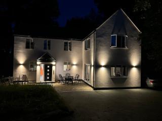 The Coach House - 6