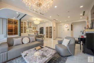 Imperial Skyline Apartment - Vinhomes Central Park - 2