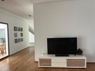 Exceptional villa with stunning views - 4