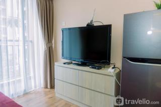 Comfort and Comfy 2BR at Great Western Resort Apartment By Travelio - 5