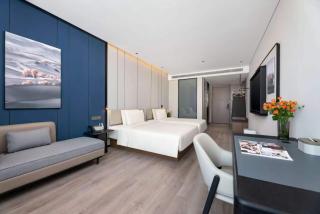 Atour Hotel Qingdao Taidong Beer Street - 2