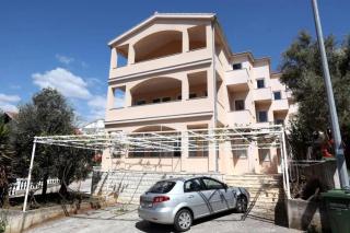 Nice 2 Bed Apartment - 7
